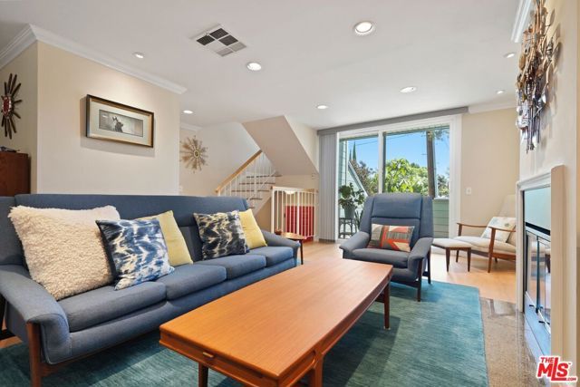 5811 Woodman Avenue 7, Los Angeles, CA 91401