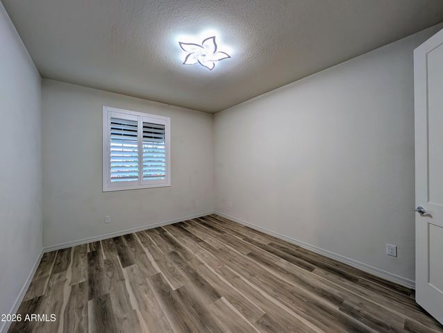 5902 N 86TH Drive, Glendale, AZ 85305