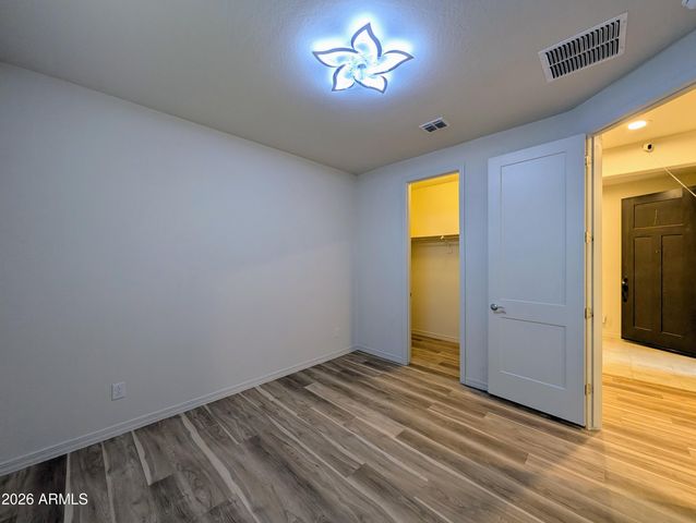 5902 N 86TH Drive, Glendale, AZ 85305