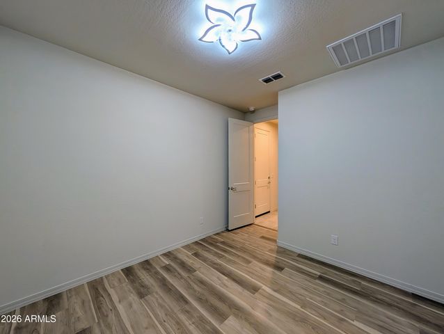 5902 N 86TH Drive, Glendale, AZ 85305