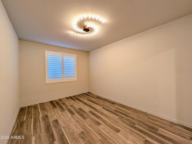 5902 N 86TH Drive, Glendale, AZ 85305