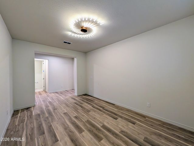 5902 N 86TH Drive, Glendale, AZ 85305