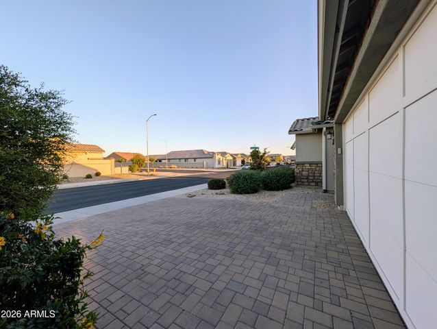 5902 N 86TH Drive, Glendale, AZ 85305