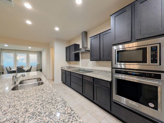 5902 N 86TH Drive, Glendale, AZ 85305