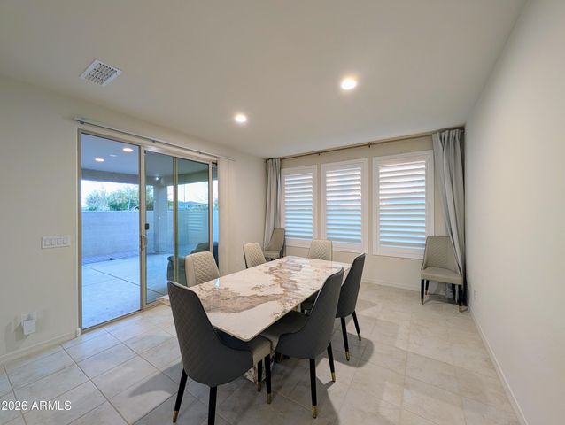 5902 N 86TH Drive, Glendale, AZ 85305