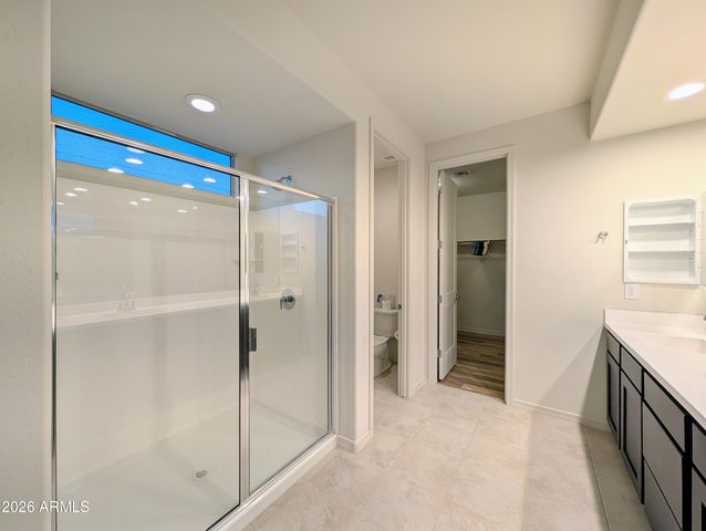 5902 N 86TH Drive, Glendale, AZ 85305