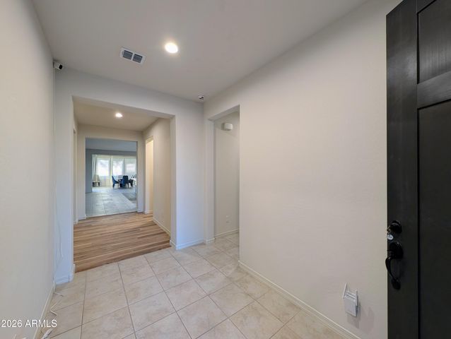 5902 N 86TH Drive, Glendale, AZ 85305