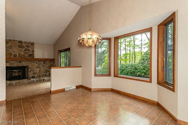 11530 Blackberry Lane, Chesterland, OH 44026