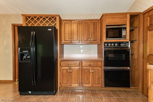 11530 Blackberry Lane, Chesterland, OH 44026