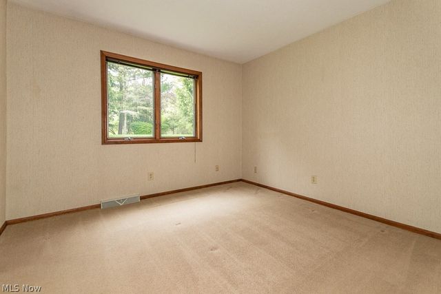 11530 Blackberry Lane, Chesterland, OH 44026