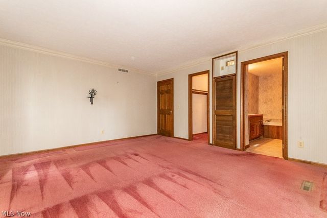 11530 Blackberry Lane, Chesterland, OH 44026