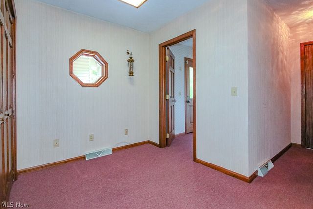 11530 Blackberry Lane, Chesterland, OH 44026