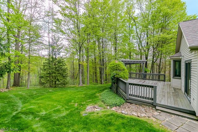 11530 Blackberry Lane, Chesterland, OH 44026