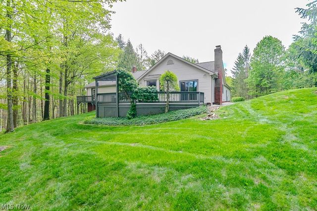 11530 Blackberry Lane, Chesterland, OH 44026