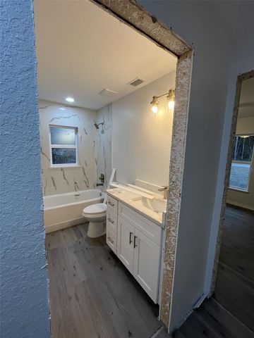 11 SEQUOIA LOOP PLACE, Ocklawaha, FL 32179