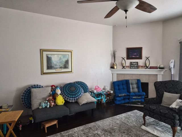 261 Amber Ash DR, Kyle, TX 78640