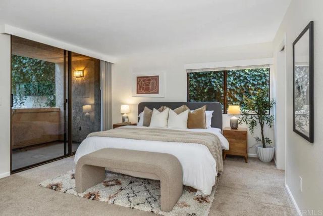 2420 Torrey Pines Road B202, La Jolla, CA 92037
