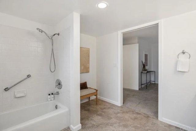 2420 Torrey Pines Road B202, La Jolla, CA 92037