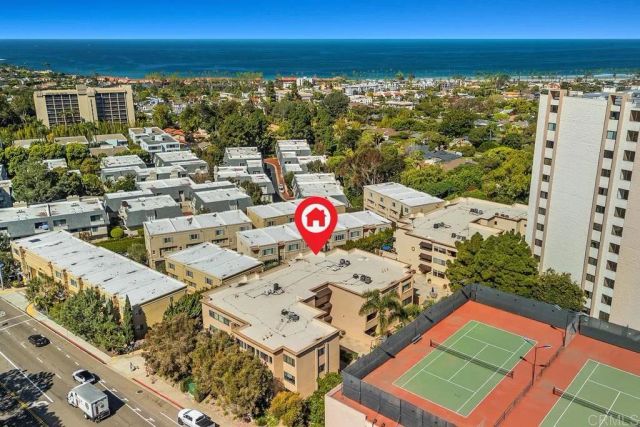 2420 Torrey Pines Road B202, La Jolla, CA 92037