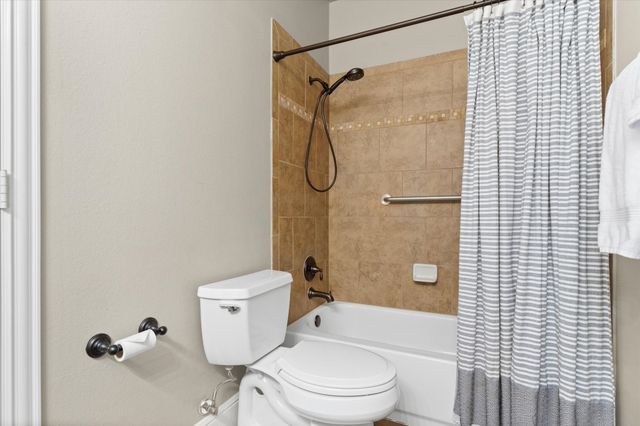 8012 Red River Run, North Richland Hills, TX 76180