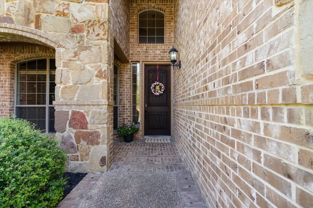 8012 Red River Run, North Richland Hills, TX 76180