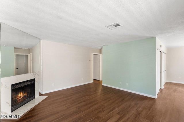 330 W TONOPAH Drive 5, Phoenix, AZ 85027