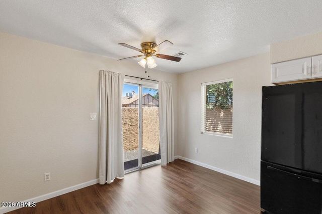 330 W TONOPAH Drive 5, Phoenix, AZ 85027