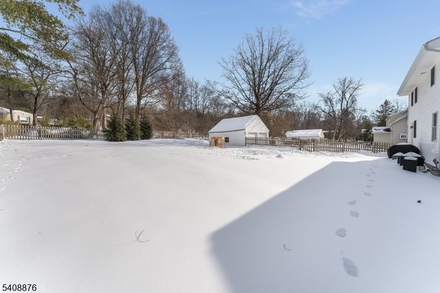 552 Foothill Rd, Bridgewater Twp., NJ 08807