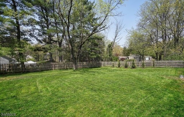 552 Foothill Rd, Bridgewater Twp., NJ 08807