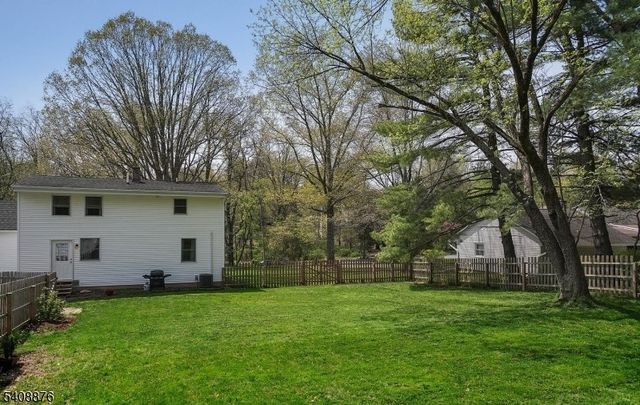 552 Foothill Rd, Bridgewater Twp., NJ 08807