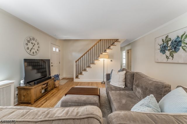 552 Foothill Rd, Bridgewater Twp., NJ 08807