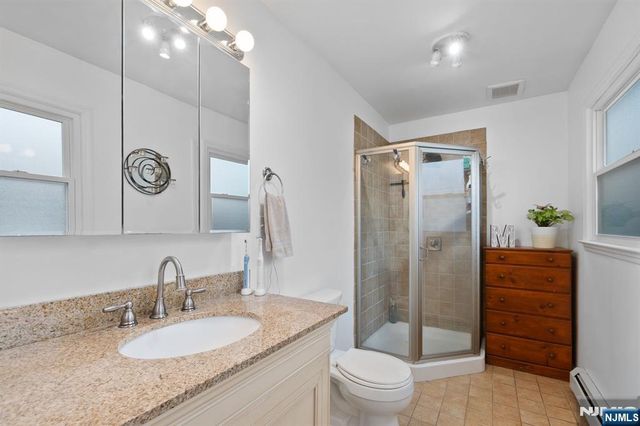 34 Seminole Avenue, Oakland, NJ 07436