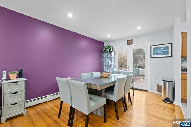 34 Seminole Avenue, Oakland, NJ 07436