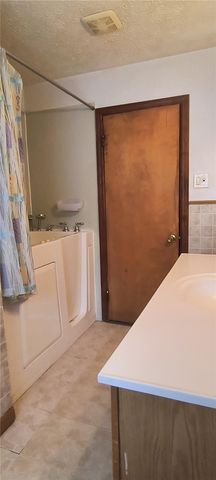 4455 E Kitridge Road, Bath Twp, OH 45424