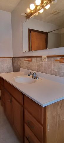 4455 E Kitridge Road, Bath Twp, OH 45424