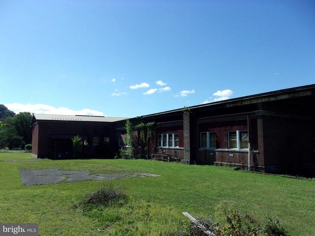 21507 QUEENS POINT ROAD, Westernport, MD 21562