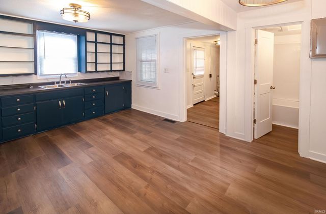 304 E Lincoln Avenue, Chandler, IN 47610
