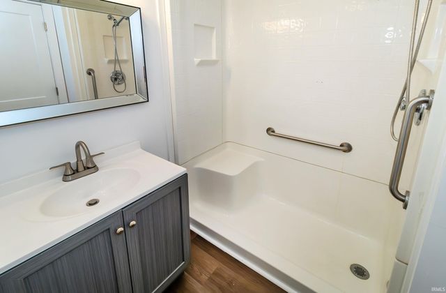 304 E Lincoln Avenue, Chandler, IN 47610