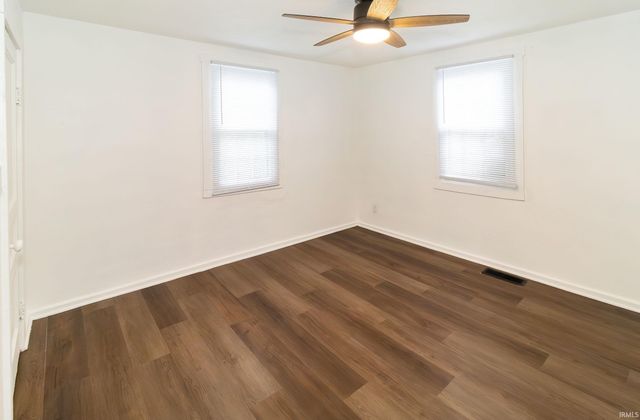 304 E Lincoln Avenue, Chandler, IN 47610