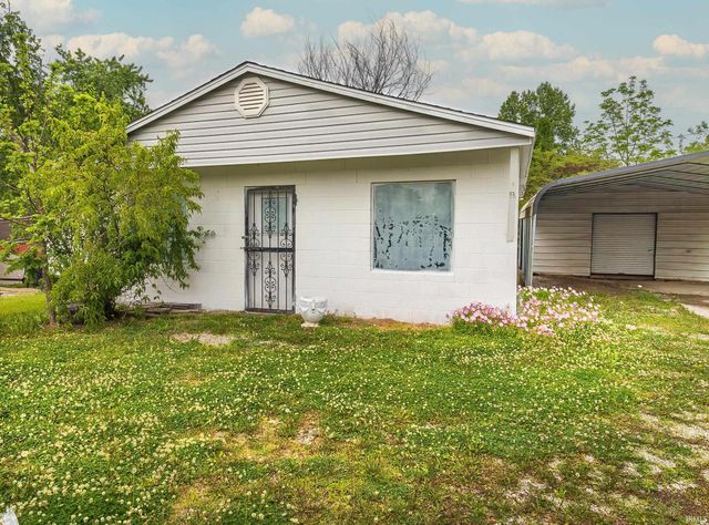 304 E Lincoln Avenue, Chandler, IN 47610