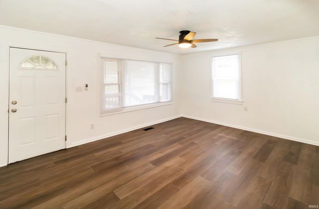 304 E Lincoln Avenue, Chandler, IN 47610