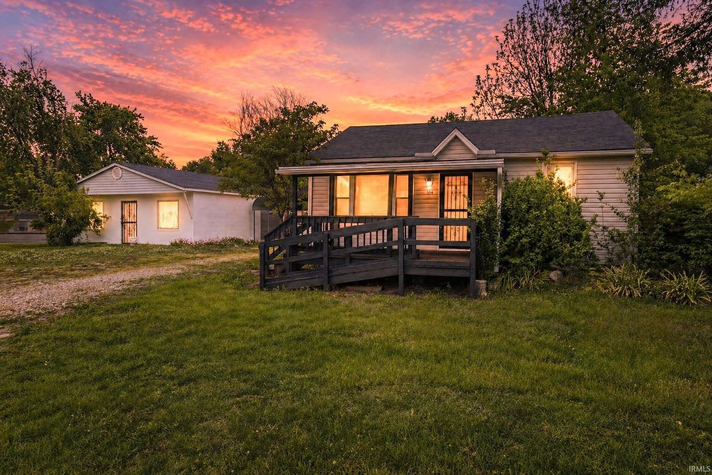 304 E Lincoln Avenue, Chandler, IN 47610