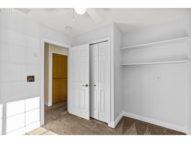 6540 B St, Springfield, OR 97478