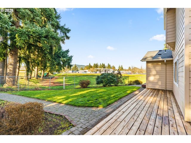 6540 B St, Springfield, OR 97478