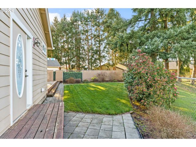 6540 B St, Springfield, OR 97478