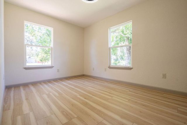 58 Hybiscus Court, Lake Jackson, TX 77566
