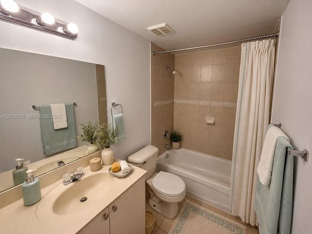 11060 SW 196th Street 408, Cutler Bay, FL 33157