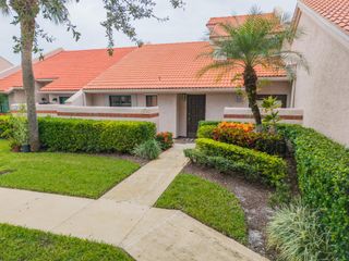 3512 SE Sandpiper Circle, Port St Lucie, FL 34952