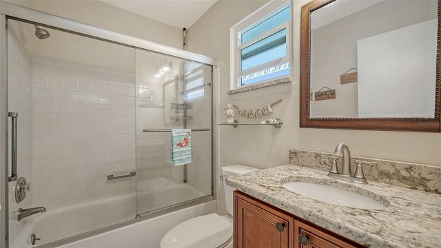 2721 RIVERBLUFF PLACE V-50, Sarasota, FL 34231