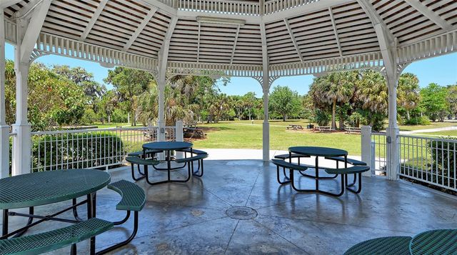 2721 RIVERBLUFF PLACE V-50, Sarasota, FL 34231